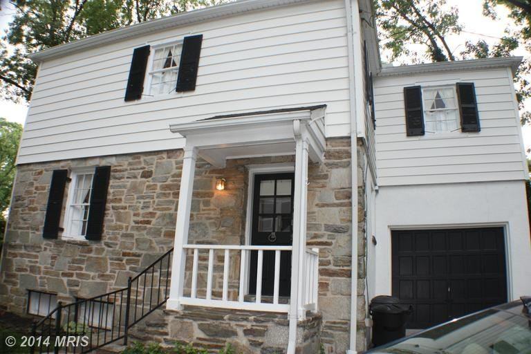 722 Regester Ave - Photo 2 of 20
