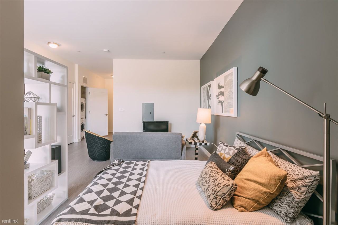 1 International Place #3200 - Photo 3 of 6