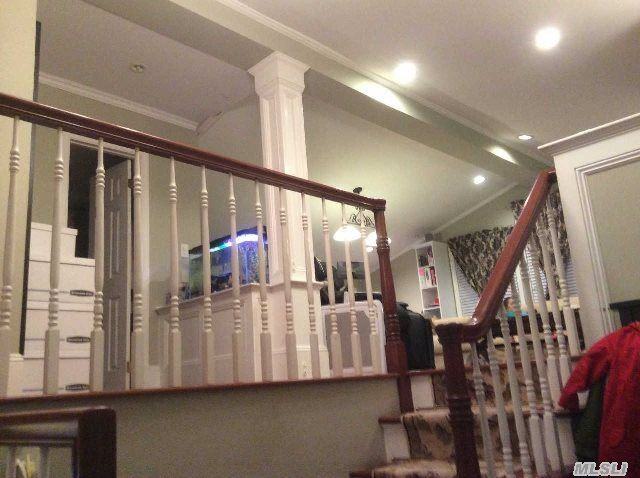 66 Scotch Pine Dr - Photo 2 of 11