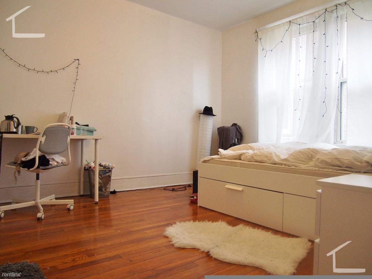 11 Scottfield Rd - Photo 3 of 7