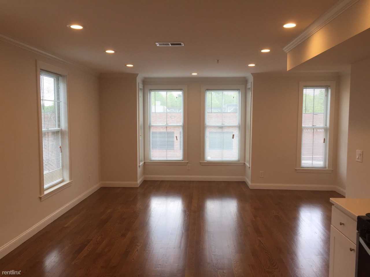 8 Nira Ave - Photo 2 of 6