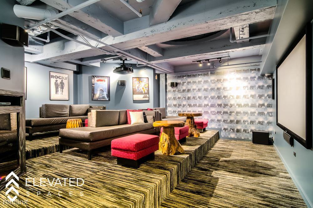 Randolph @ Wells - Photo 2 of 3