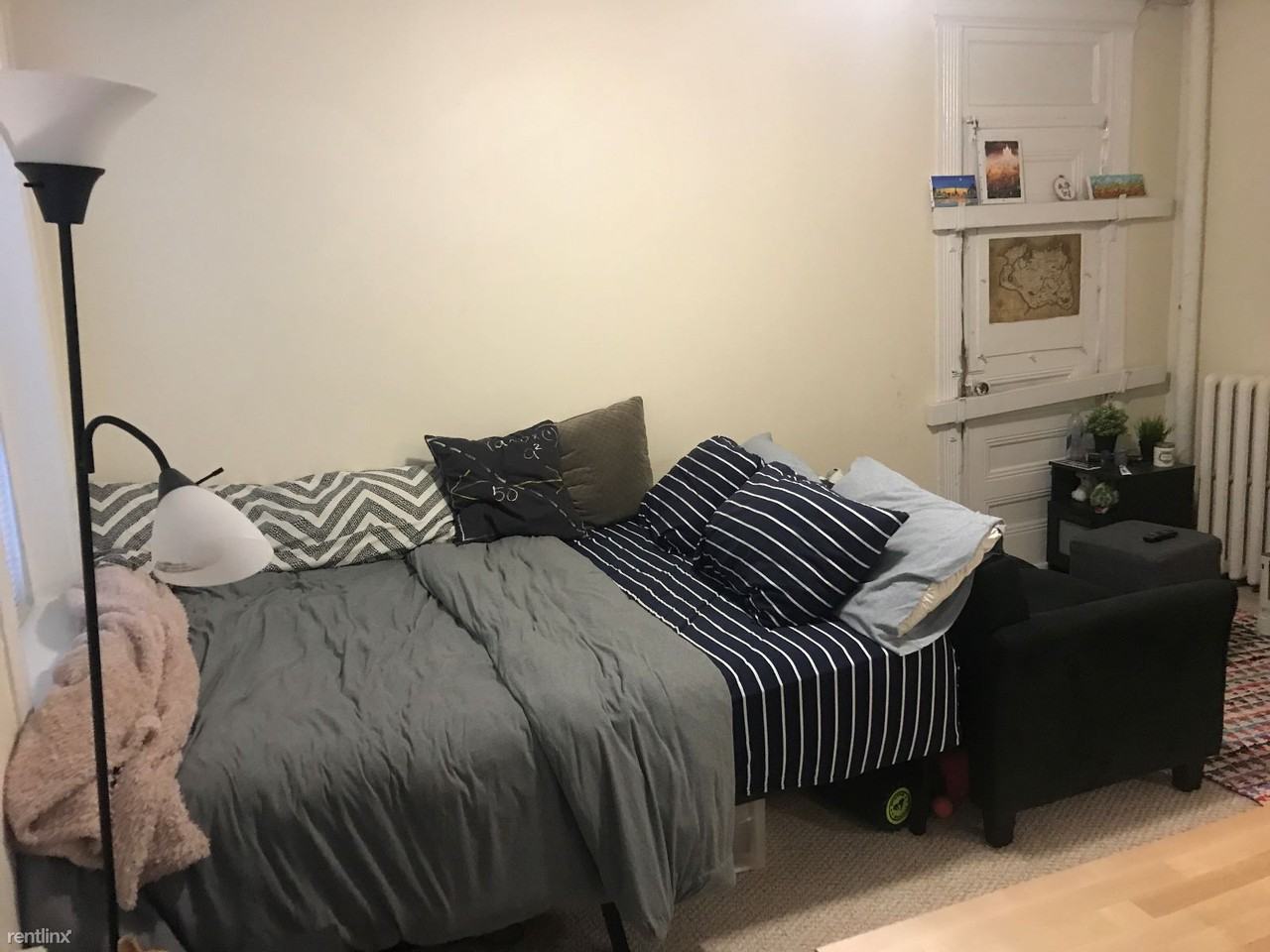 238 Hemenway St - Photo 2 of 8