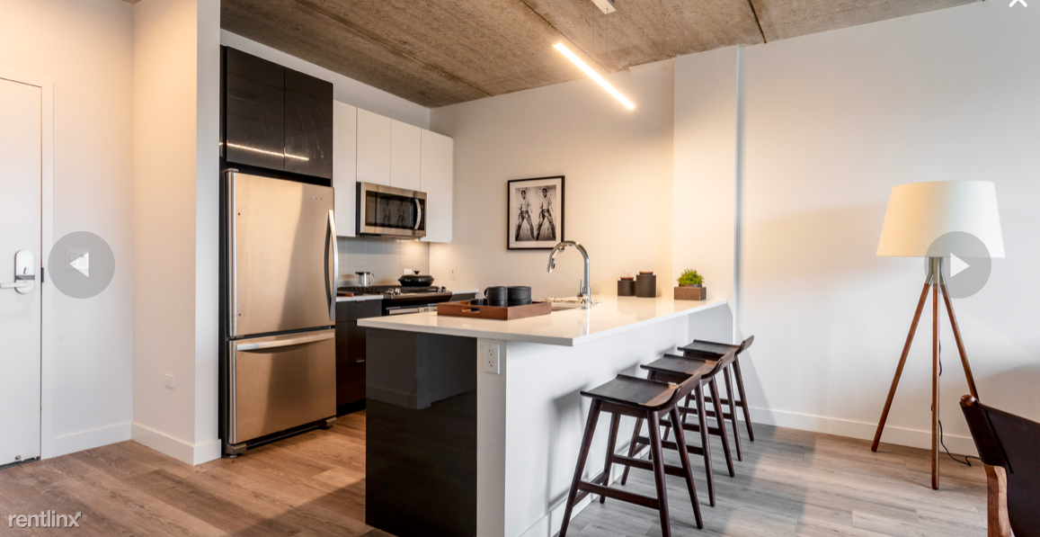 734 W Sheridan Rd - Photo 2 of 10