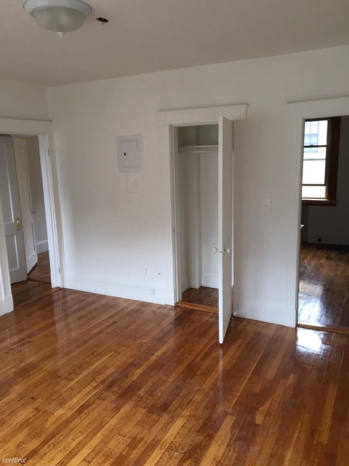 99 Hancock St - Photo 2 of 10