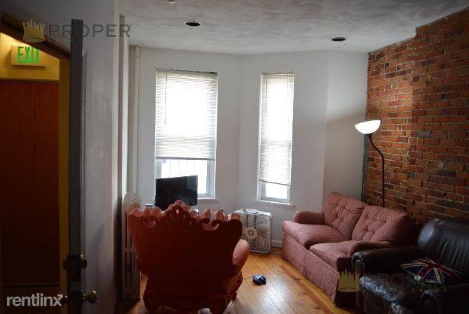 216 Hemenway St - Photo 2 of 9
