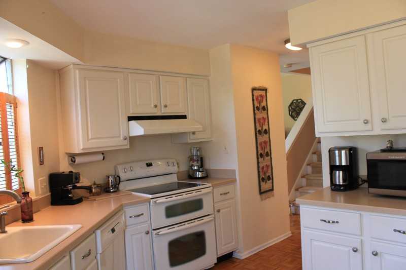 59 Birchwood Rd - Photo 2 of 12