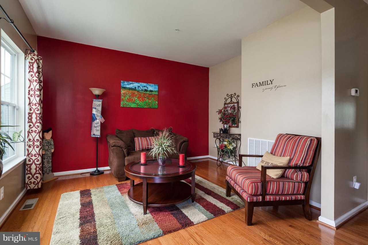 137 Cool Springs Road - Photo 2 of 27