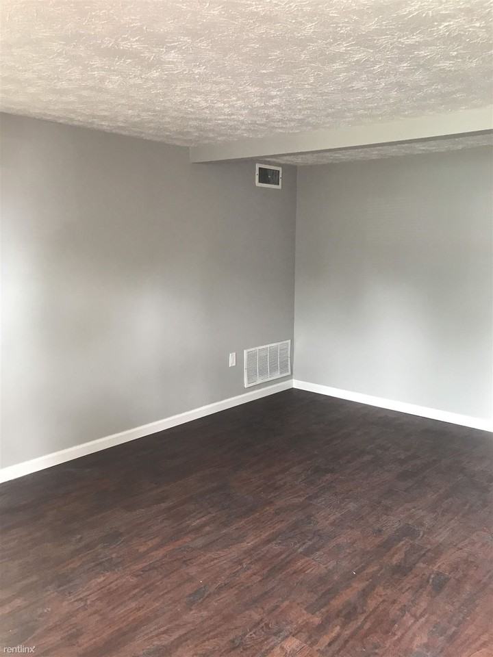 3645 Beechgrove Rd - Photo 2 of 9