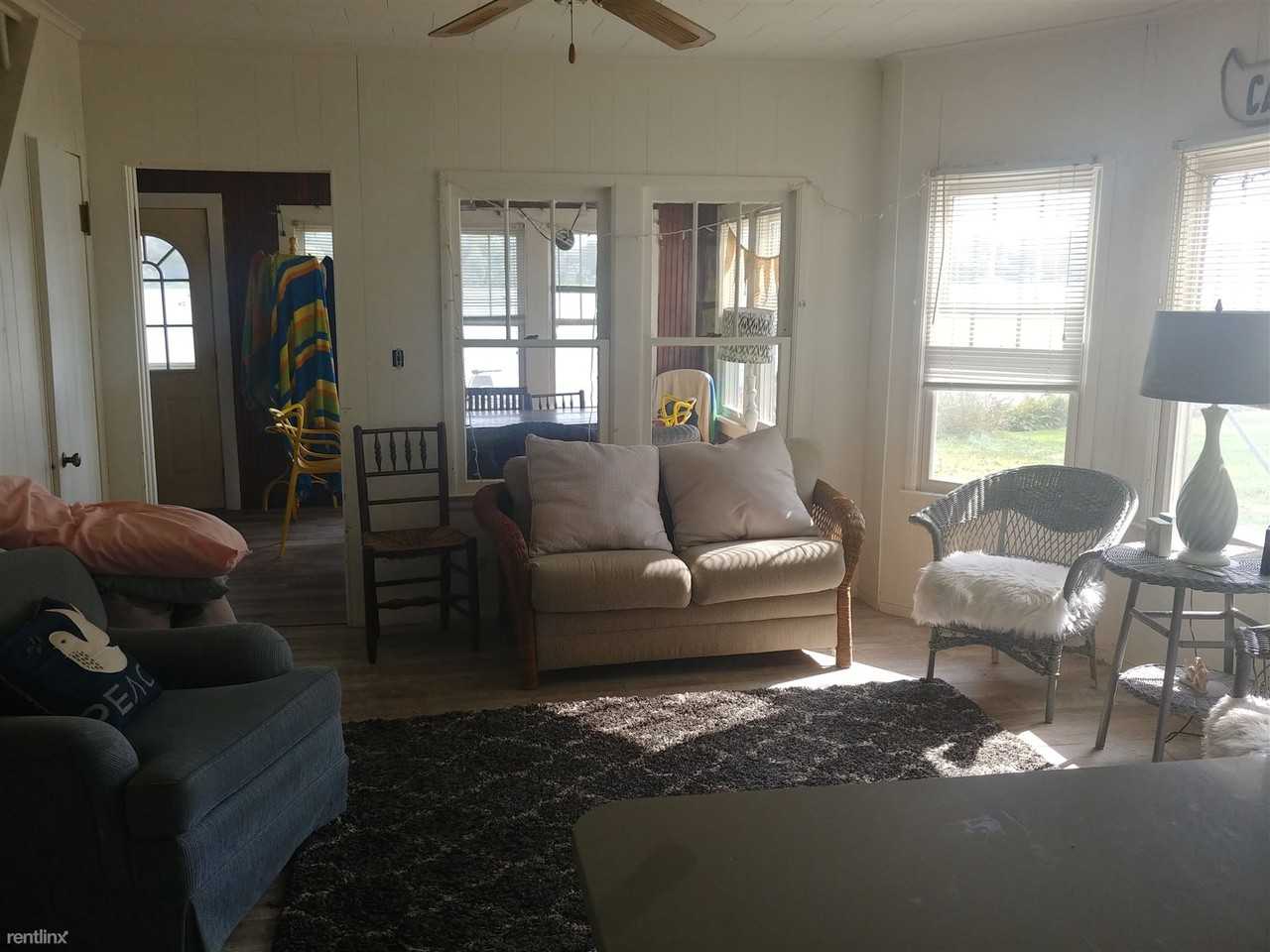 27703 98th St - Photo 2 of 9