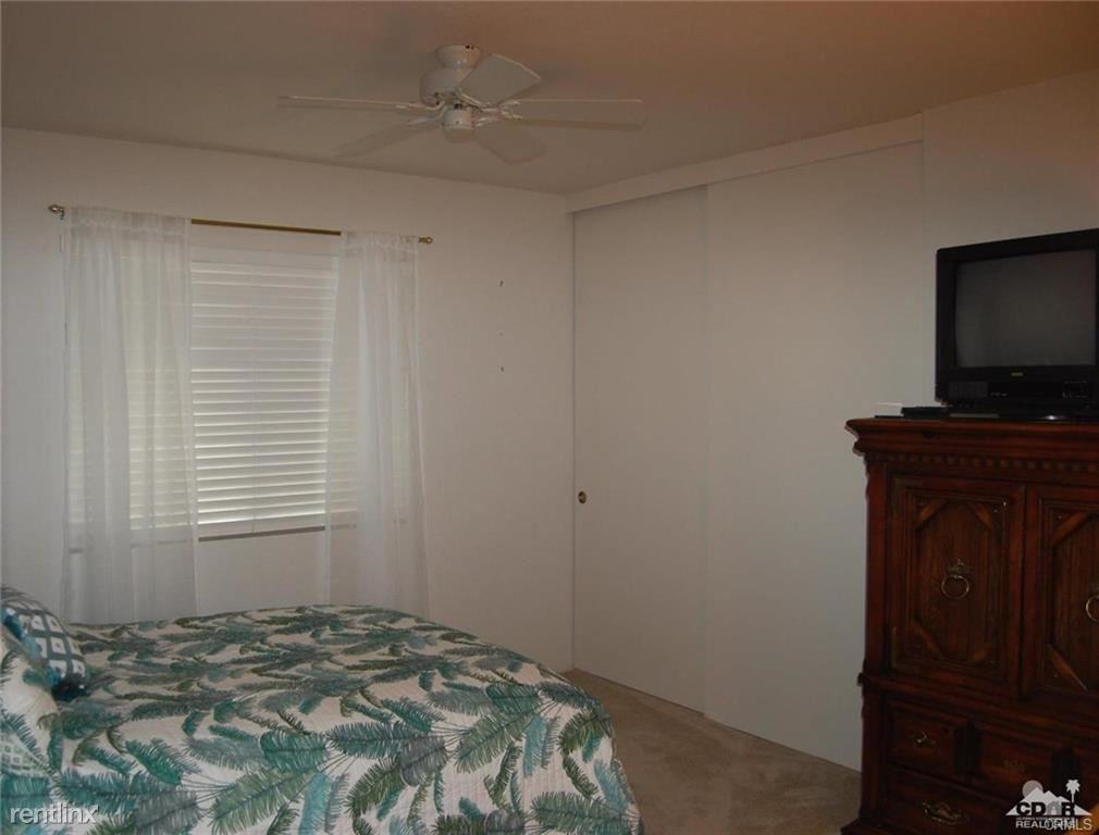 297 San Remo St - Photo 3 of 12