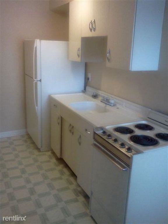 2909 Garrett Rd #5 - Photo 3 of 5