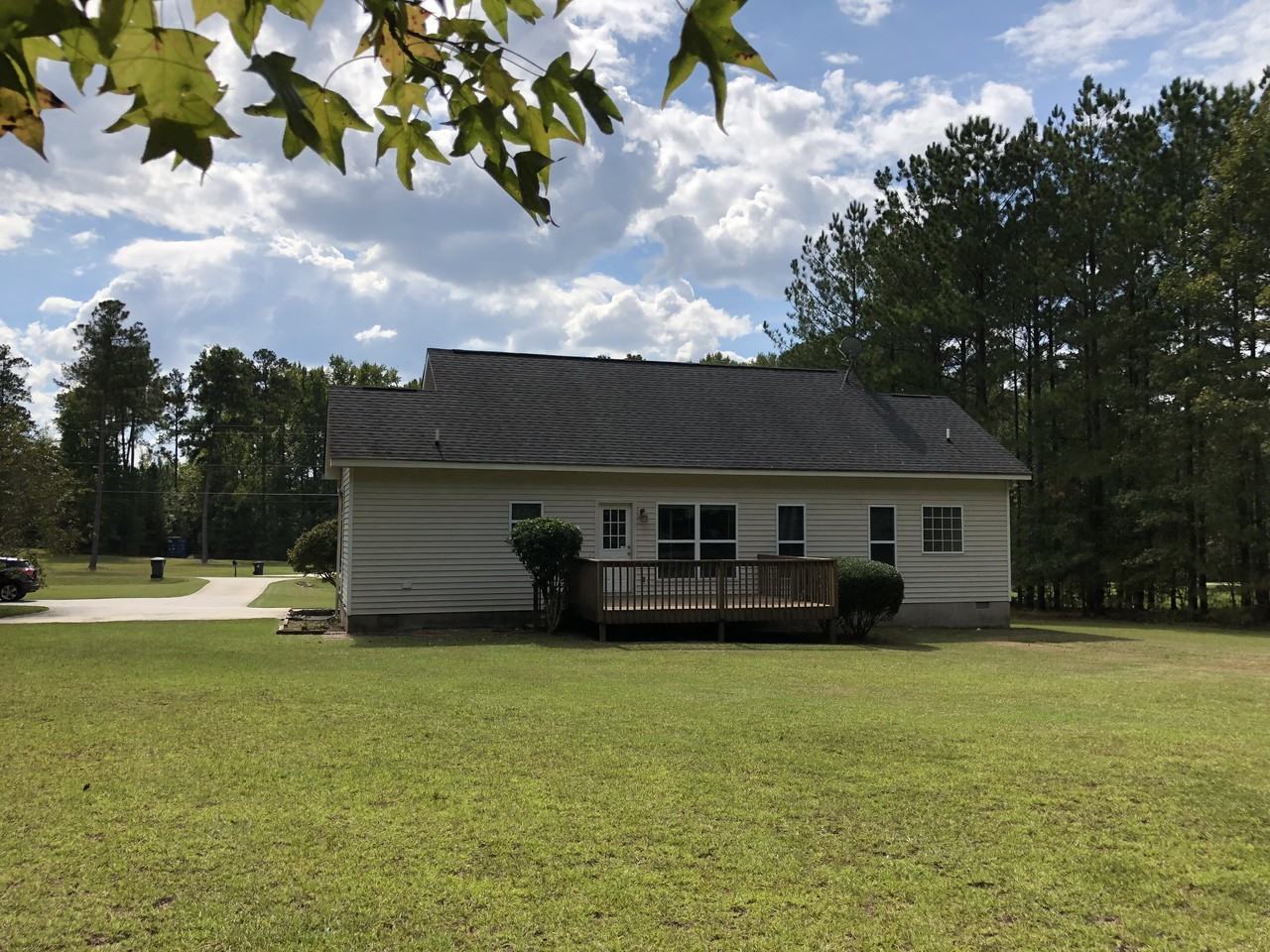 169 Stewart Dr NW - Photo 3 of 16