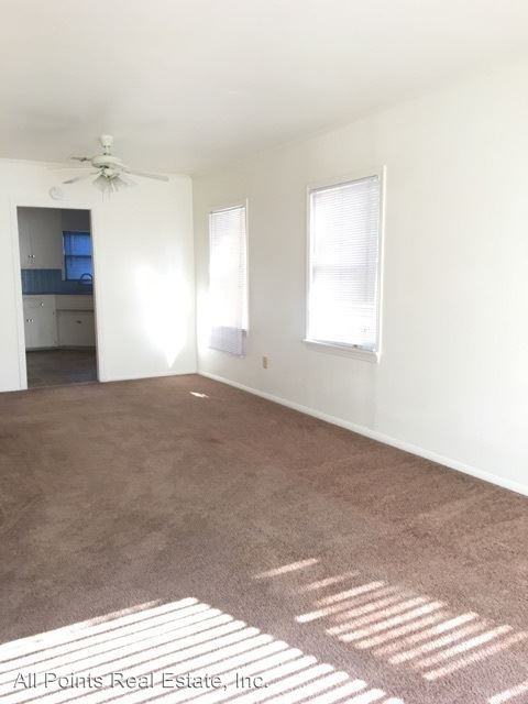 4537 - 39 CAMPUS AVENUE - Photo 2 of 14