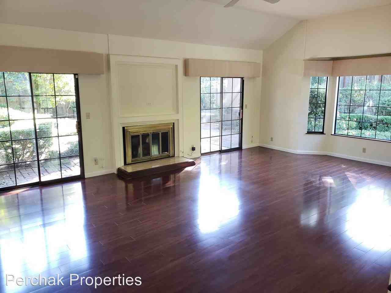 909 Mountain View Dr - Photo 2 of 9