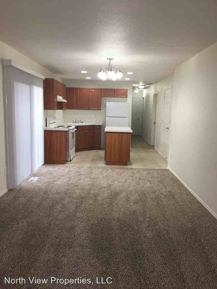 847 SW Junction Pl - Photo 3 of 13