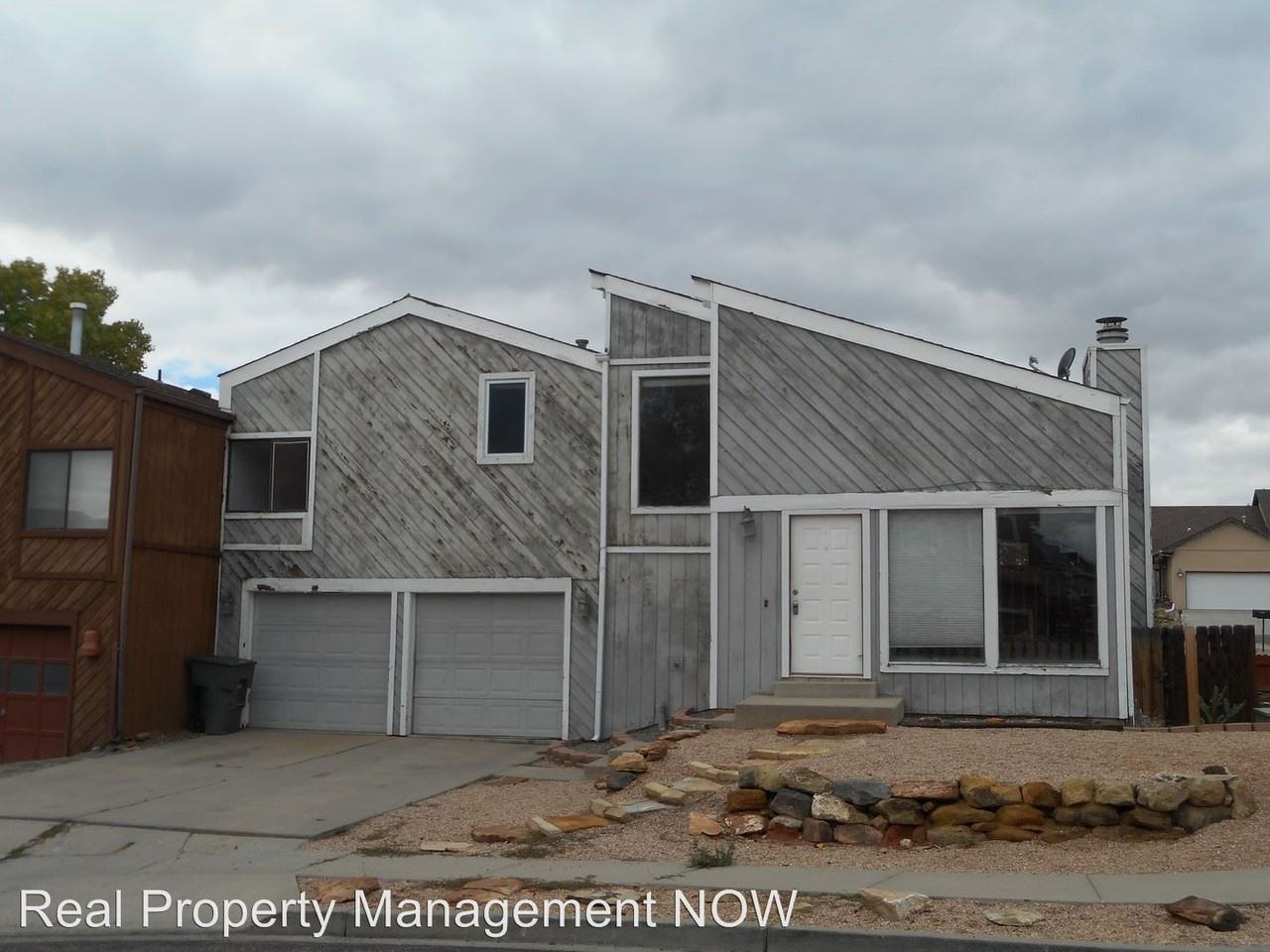 2841 1/2 Grand Cascade Ct - Photo 2 of 12