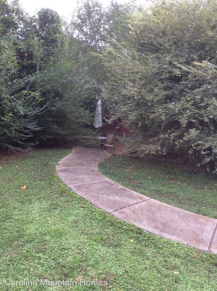 257 Hill St - Photo 3 of 22