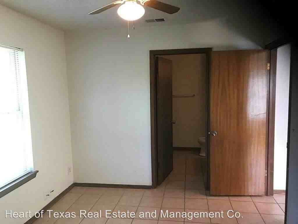 908 Westmoreland St - Photo 2 of 4