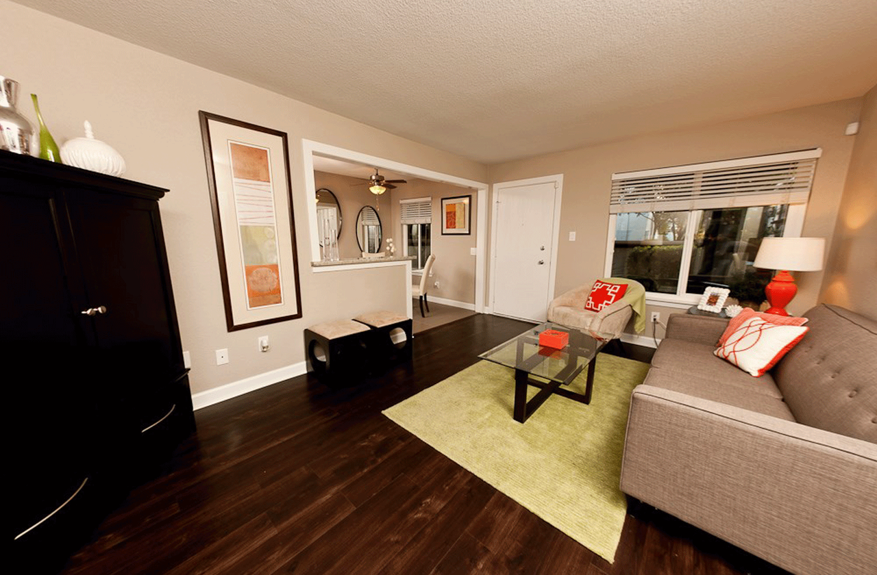 MONTECITO VILLAS - Photo 4 of 9