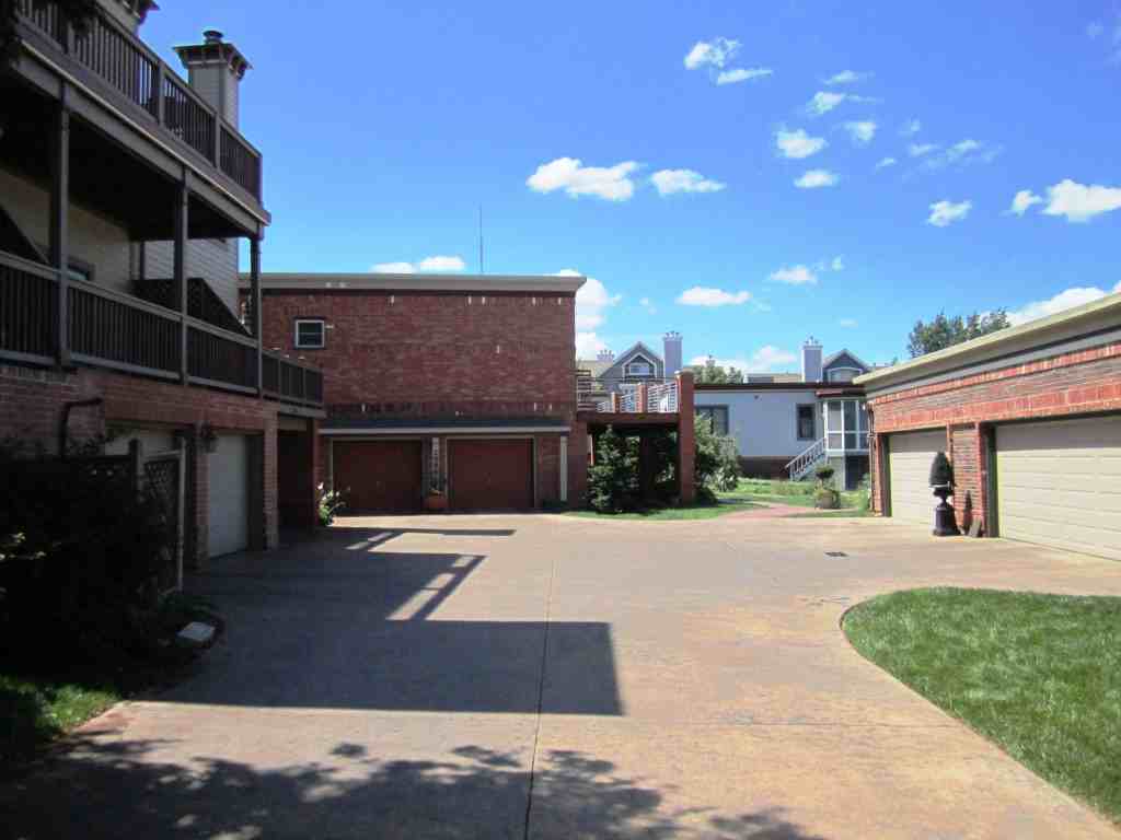 2516 Grand Blvd - Photo 3 of 39