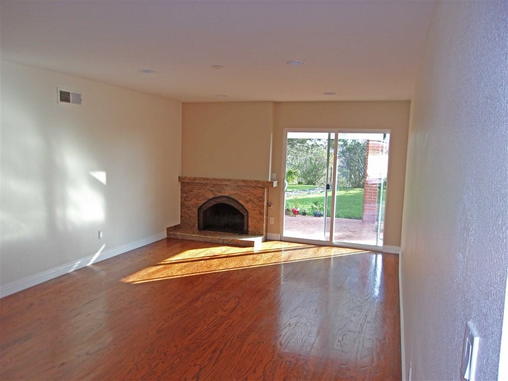 14243 Minorca Cove - Photo 3 of 11