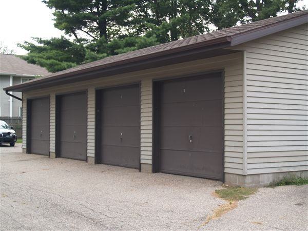 1336 W Norton Ave - Photo 2 of 10