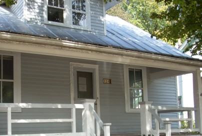 325 West 4th Street - Photo 3 of 10