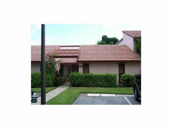 952Â¤ MOCKINGBIRD LN Apartments in Jacaranda, Plantation, FL 33324 Zumper