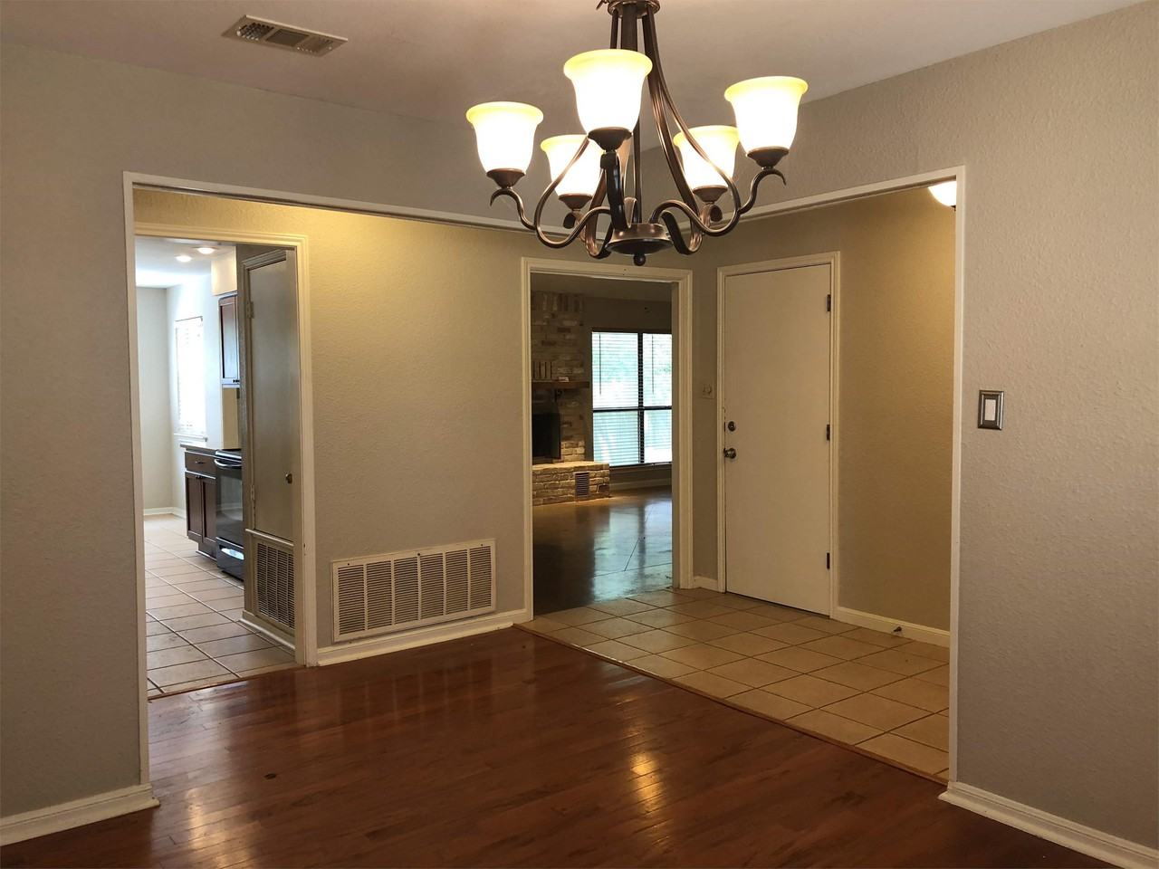 10511 Mourning Dove Dr - Photo 4 of 6