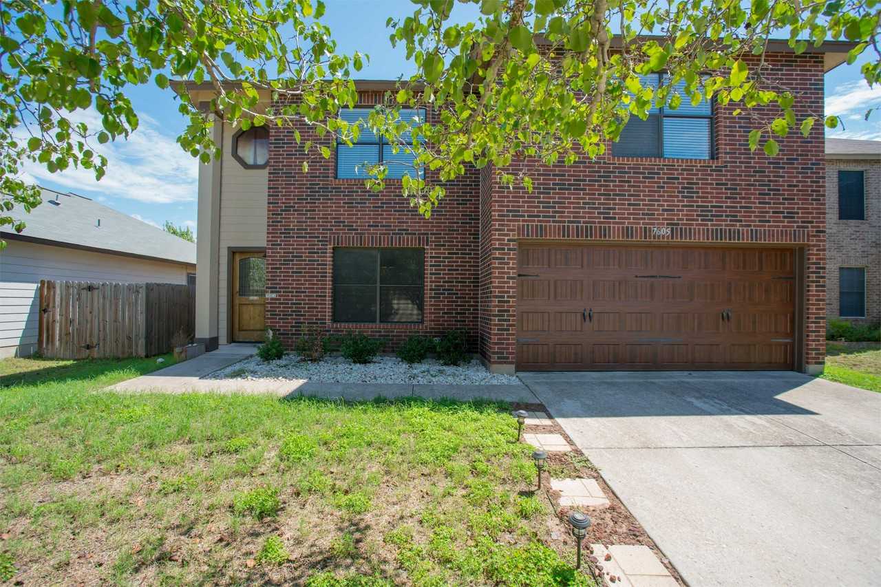 7605 Marble Crest Dr - Photo 3 of 6