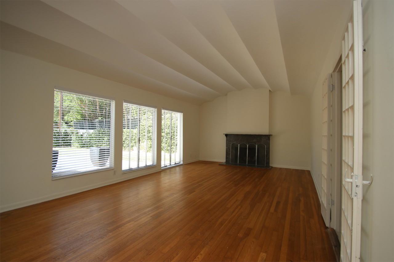 1703 Woodlawn Blvd #BLUE - Photo 4 of 6