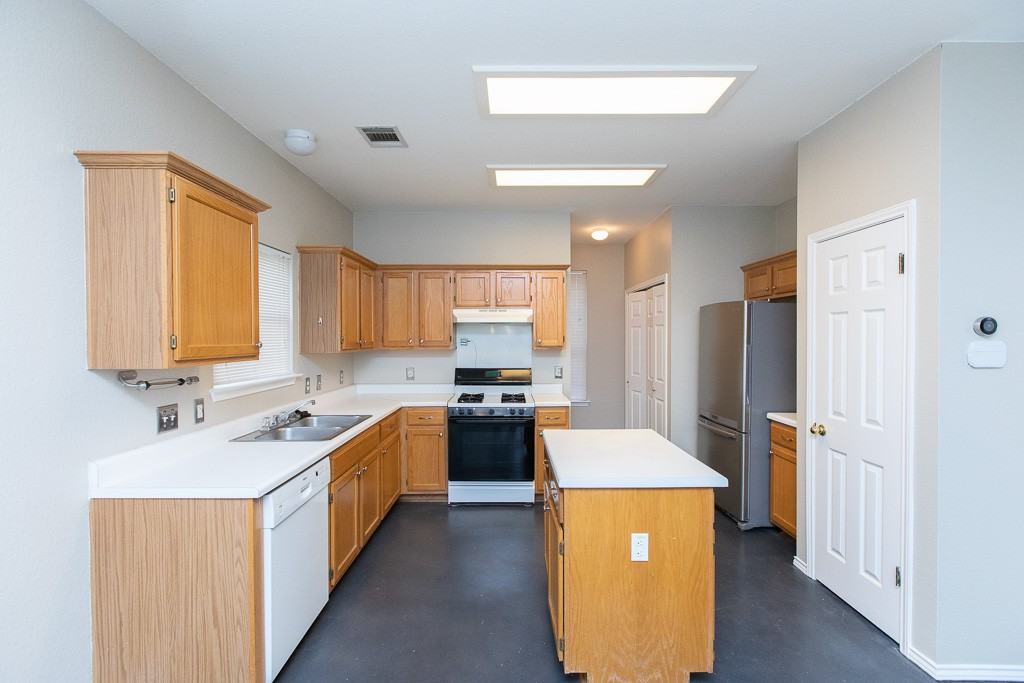 4228 Walling Forge Dr - Photo 3 of 6