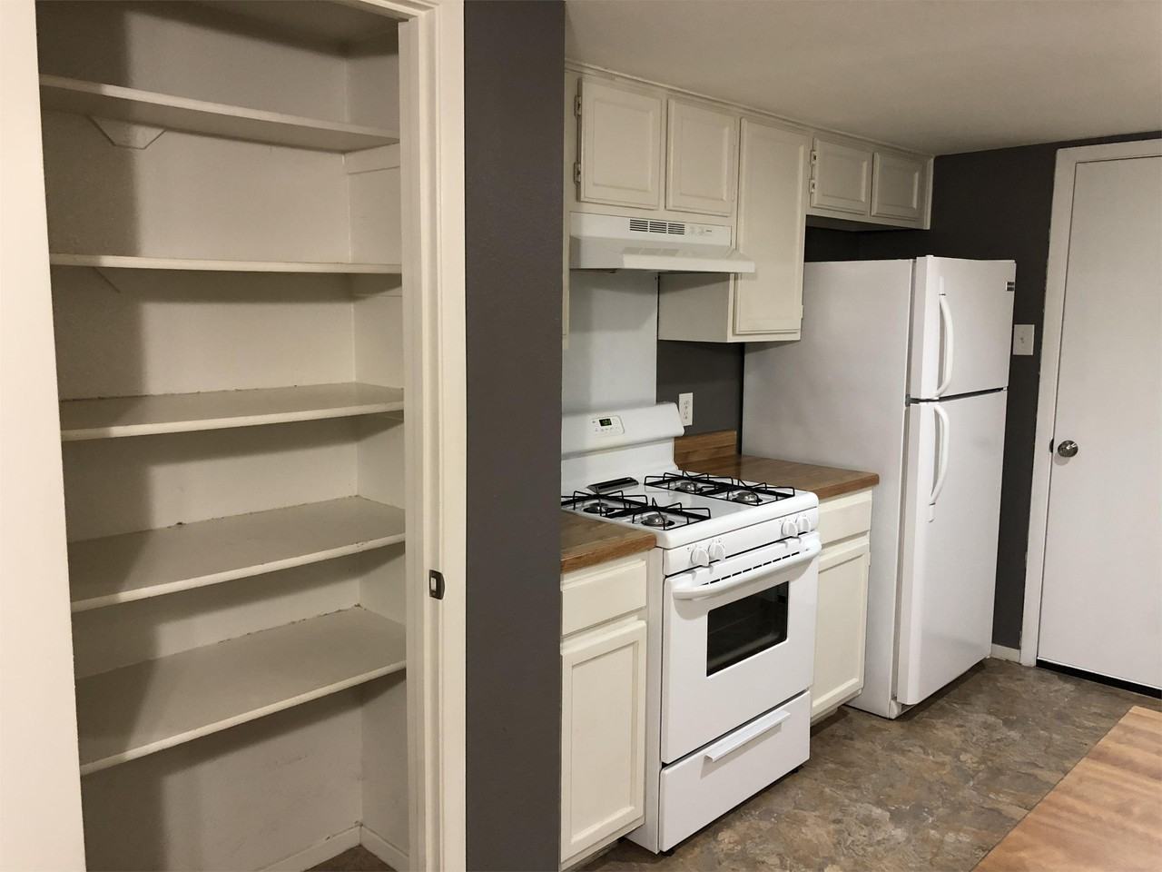 8414 Selway Dr - Photo 2 of 6