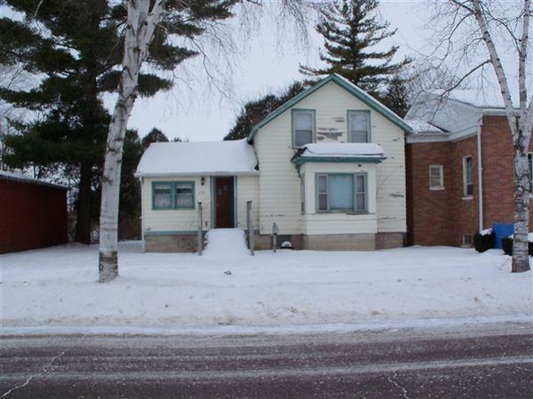 131 Hubbard St - Photo 2 of 6