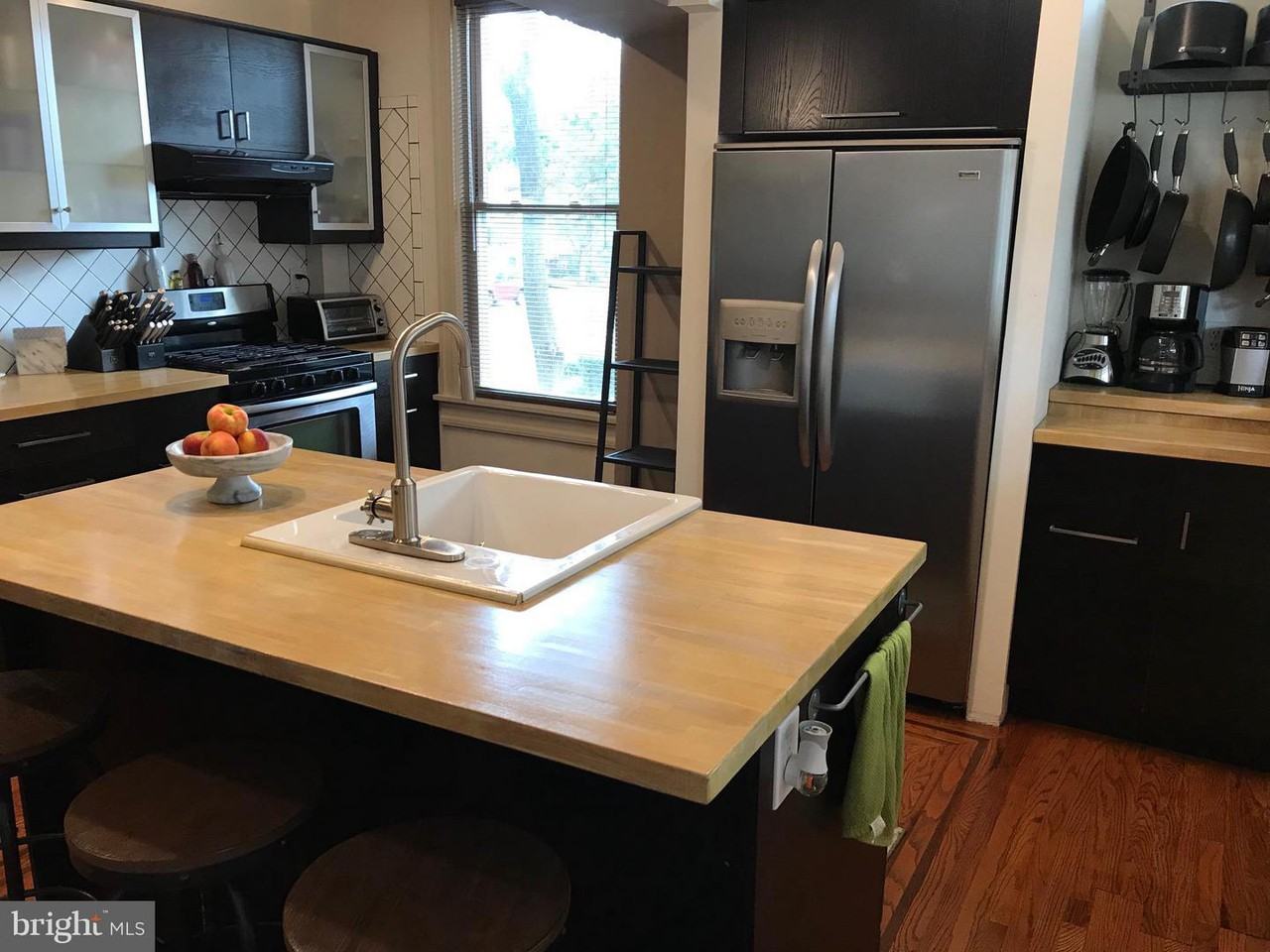 4134 Falls Rd - Photo 3 of 29