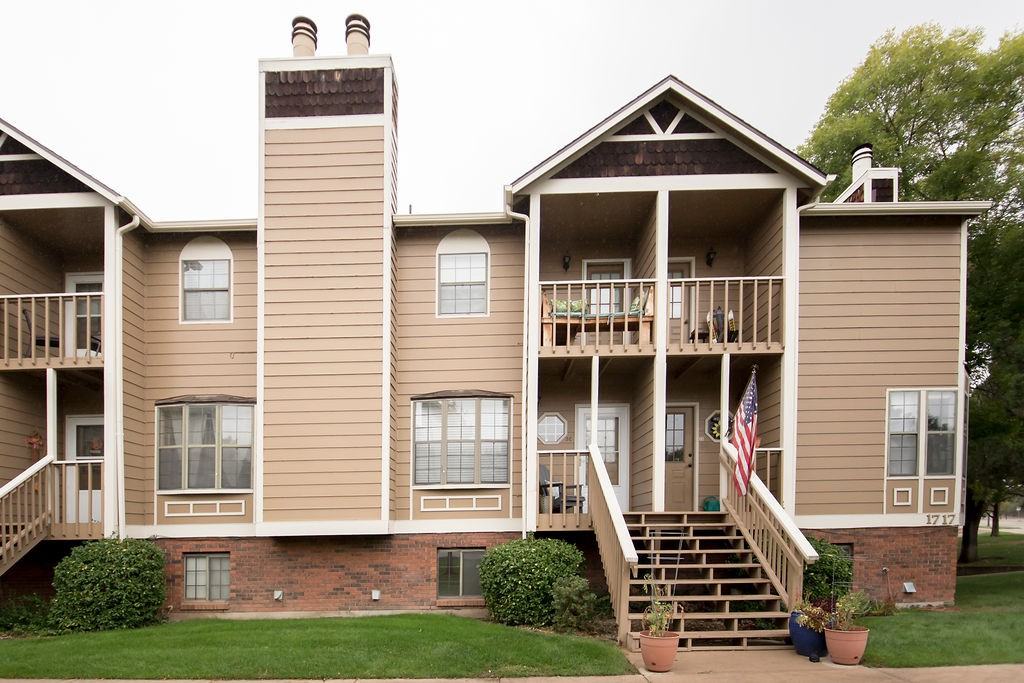 1717 West Drake Road #C3