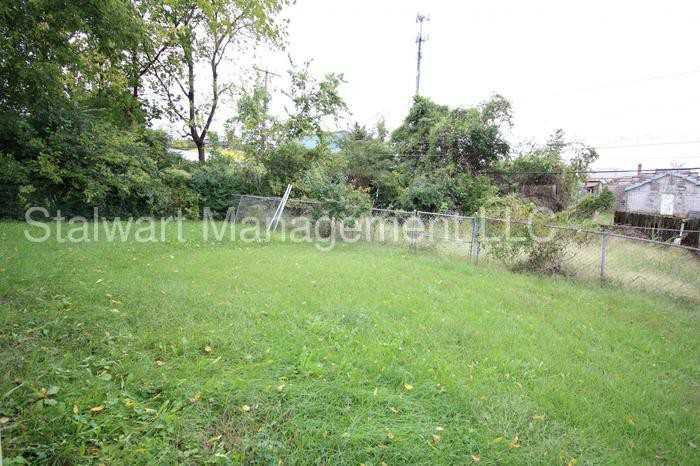 226 W 81st St - Photo 2 of 18
