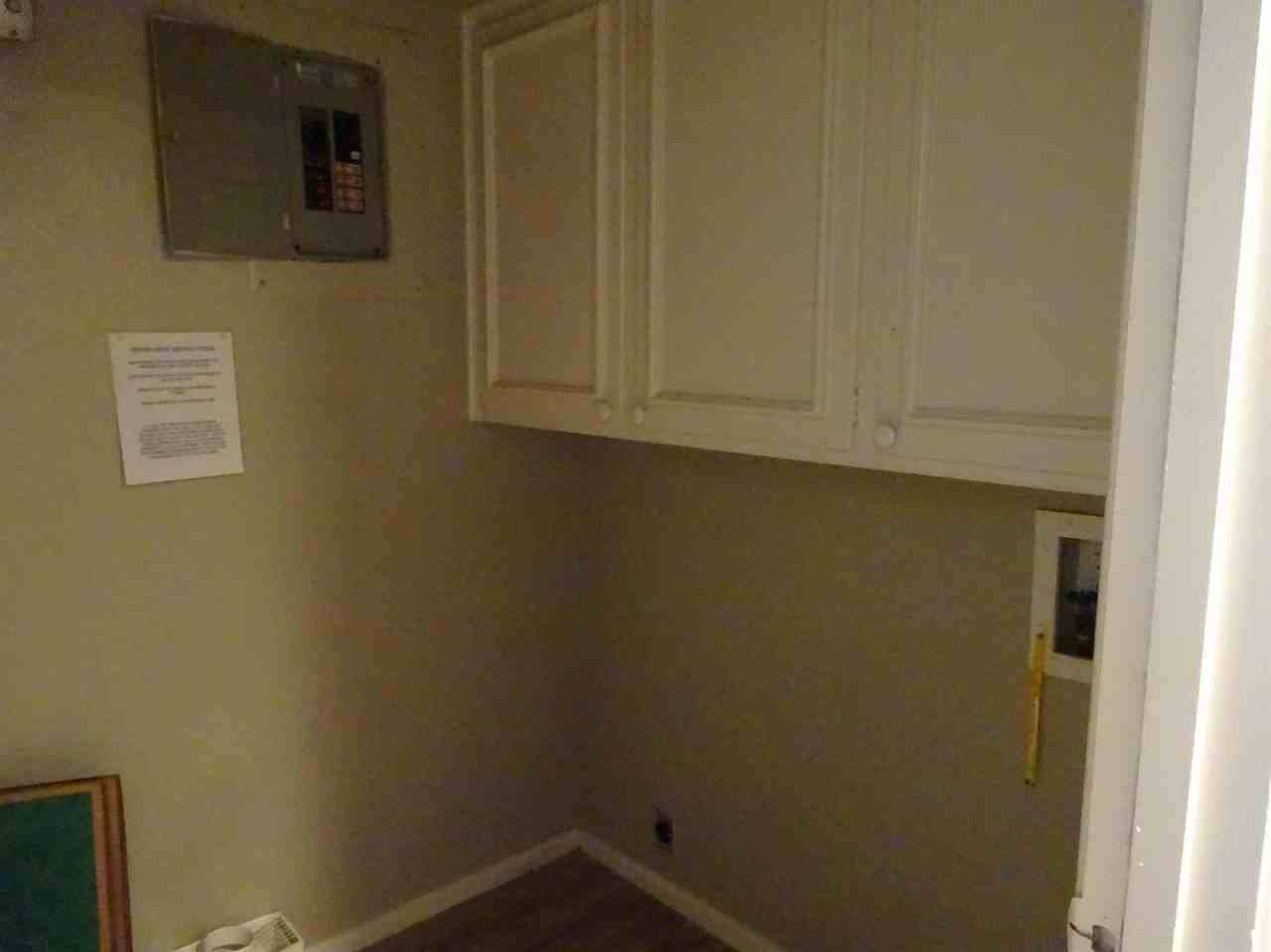 5047 27th St - Photo 3 of 7