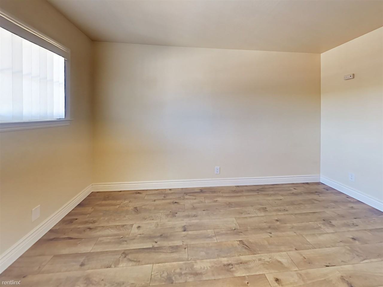 617 S 9th St #10 - Photo 2 of 6