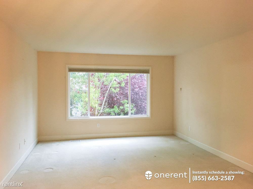 916 273rd Pl SE - Photo 3 of 25