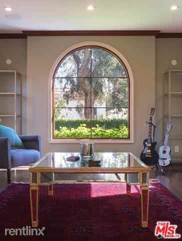 139 S Kilkea Dr - Photo 3 of 20