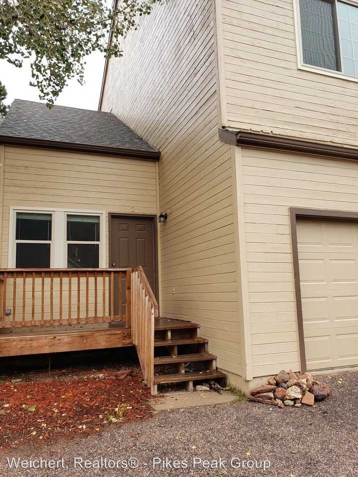 10635 Green Mountain Falls Apartments in Green Mountain Falls, CO 80819