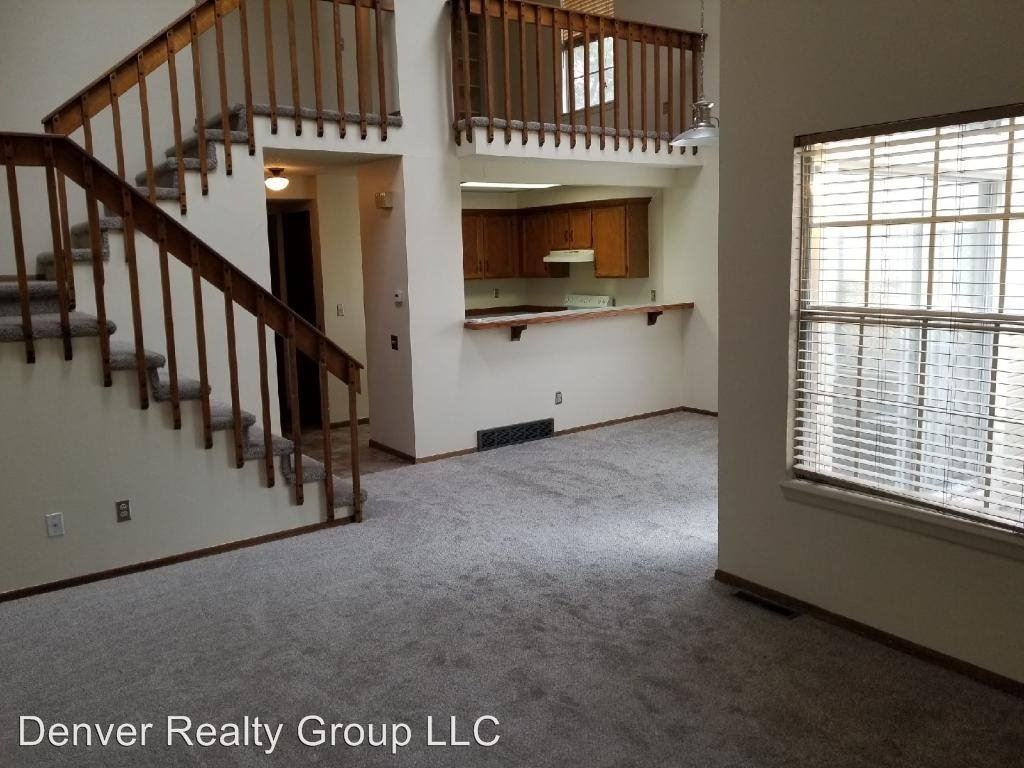 2880 W Long Cir