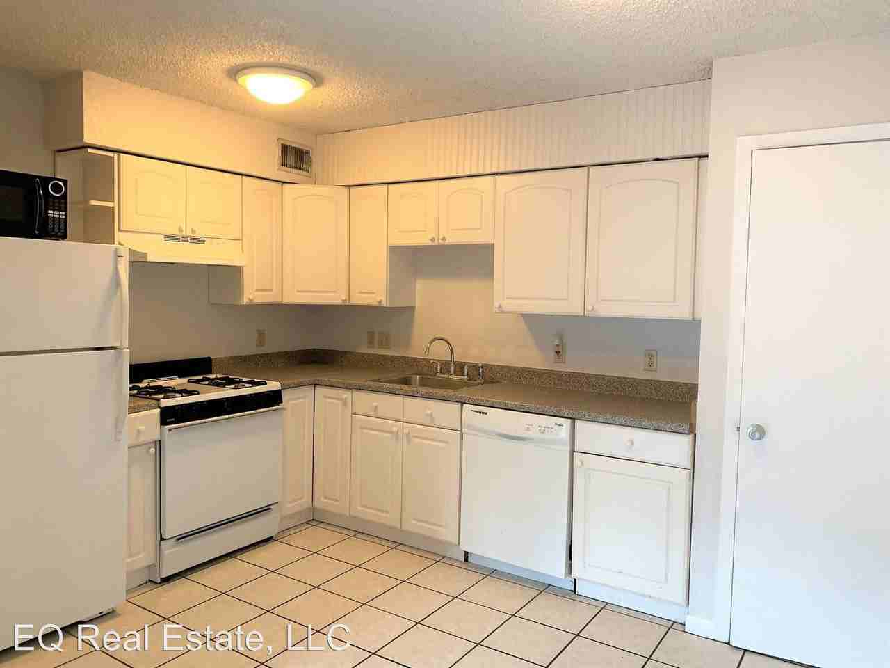 2800 Westhill Drive - Photo 2 of 12