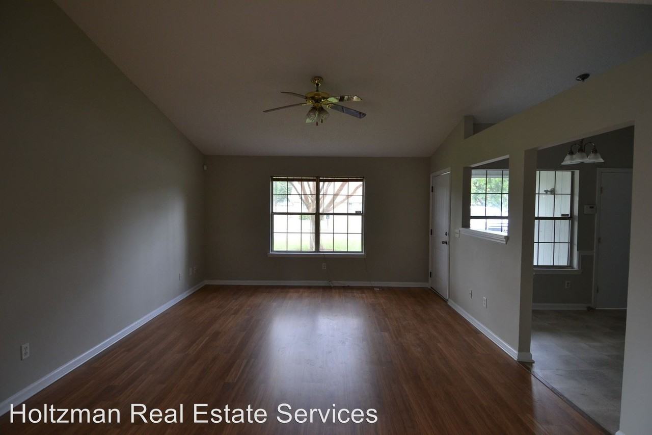 665 Windhaven Dr - Photo 3 of 21