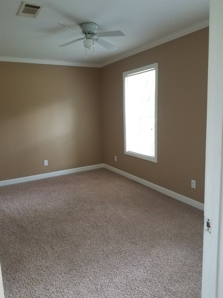 706 Camp Dantzler Rd - Photo 3 of 9