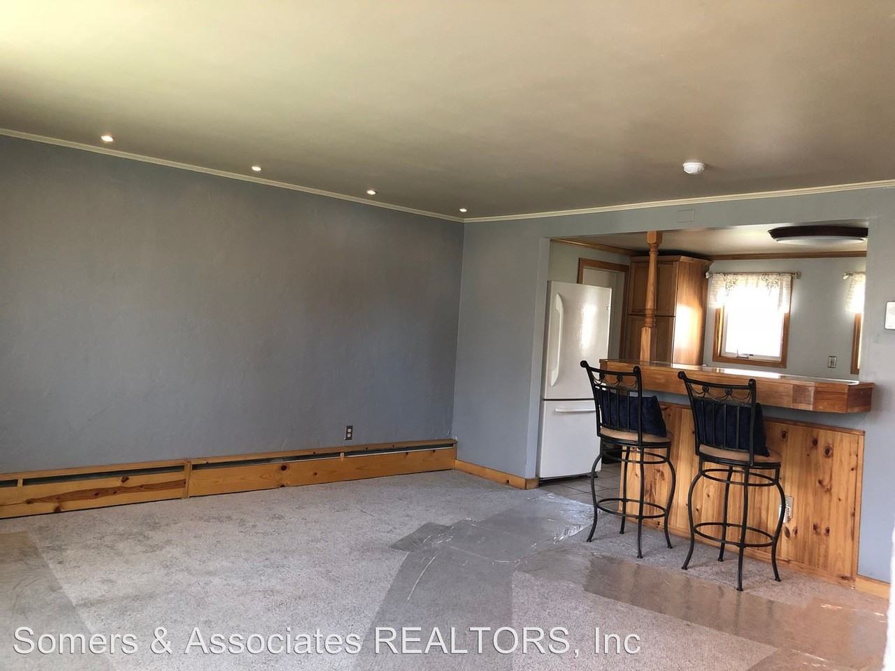 1170 Ivy Dr - Photo 2 of 17