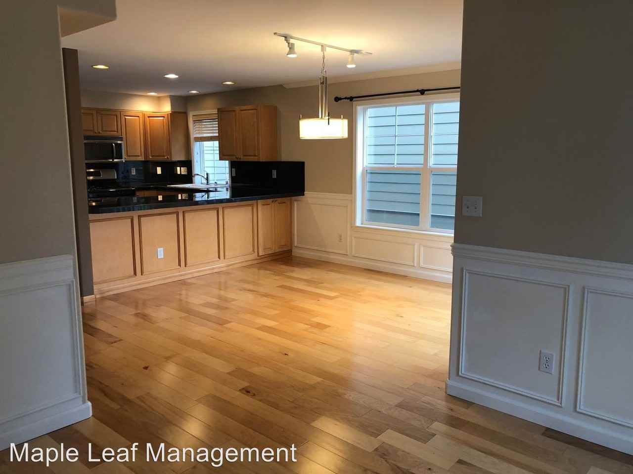 3619 Phinney Ave N #B - Photo 3 of 27