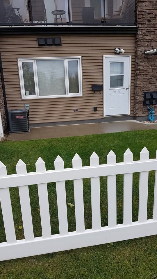 110 Shillington Cres - Photo 2 of 15